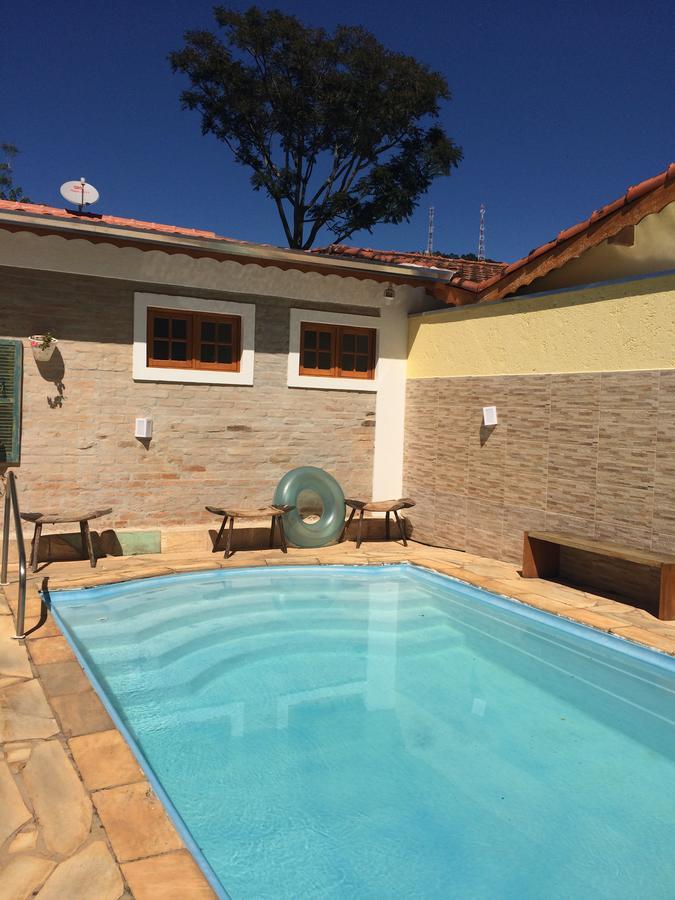 Villa Cottage Pousada Monte Alegre do Sul Buitenkant foto